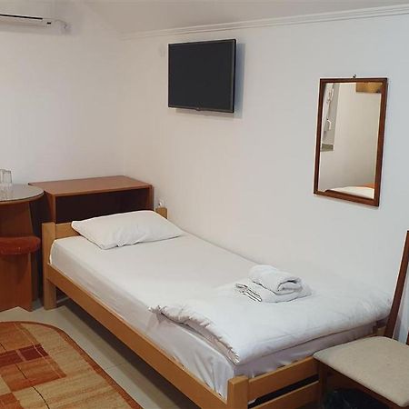 Rooms Gat Subotica Zewnętrze zdjęcie