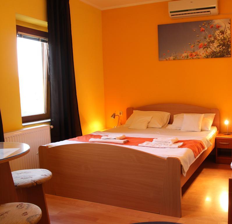 Rooms Gat Subotica Zewnętrze zdjęcie
