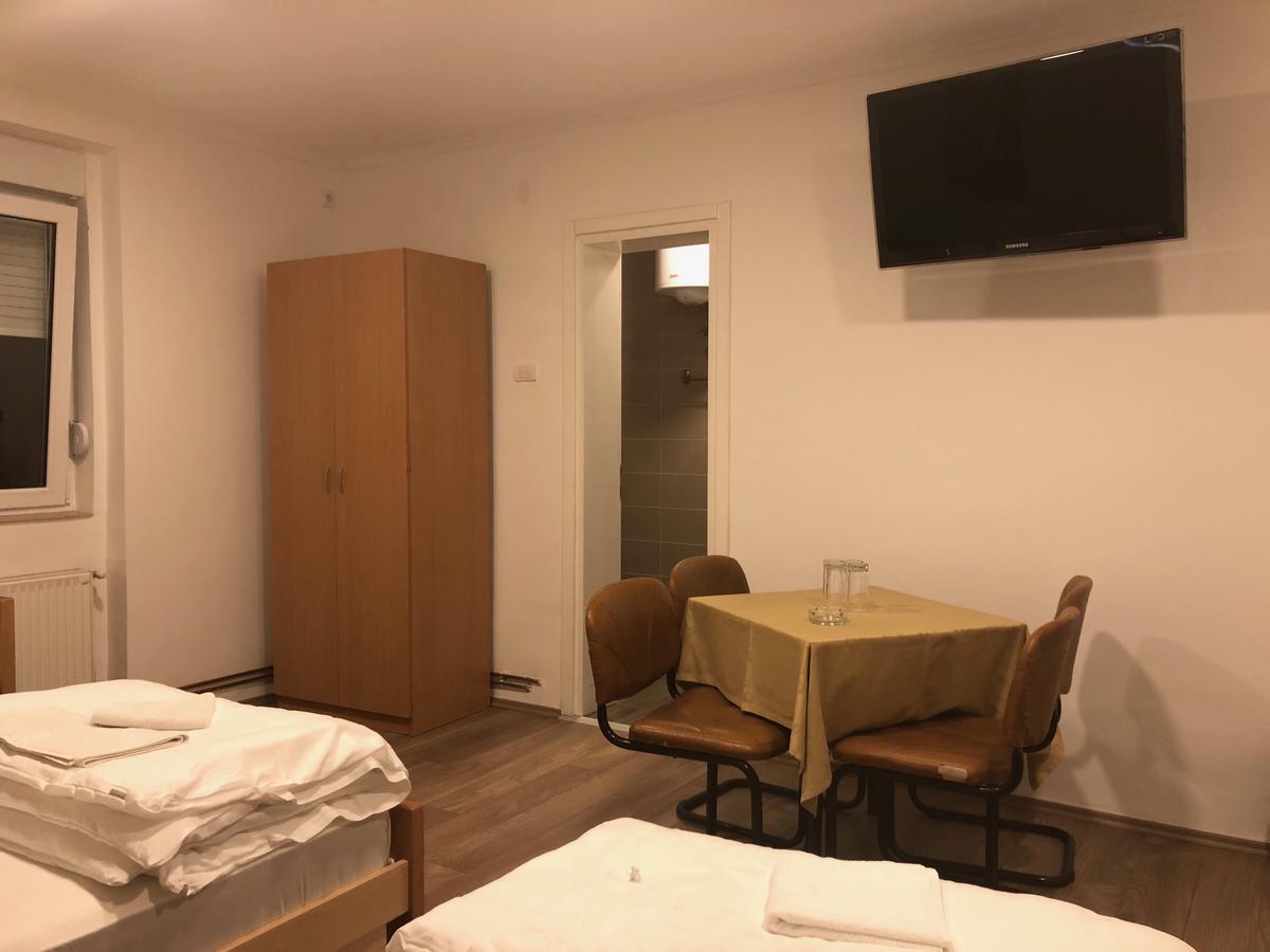 Rooms Gat Subotica Zewnętrze zdjęcie