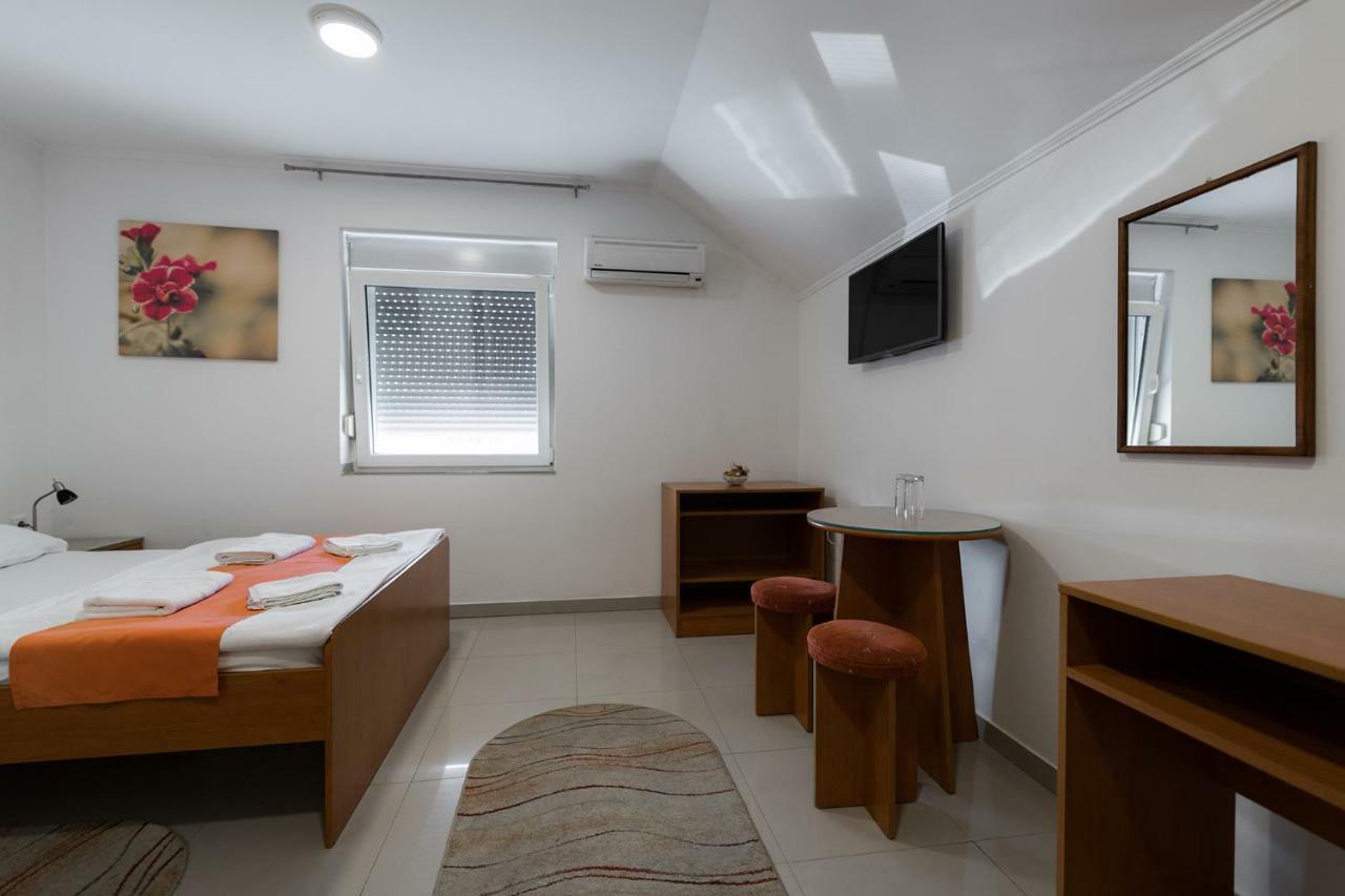 Rooms Gat Subotica Zewnętrze zdjęcie