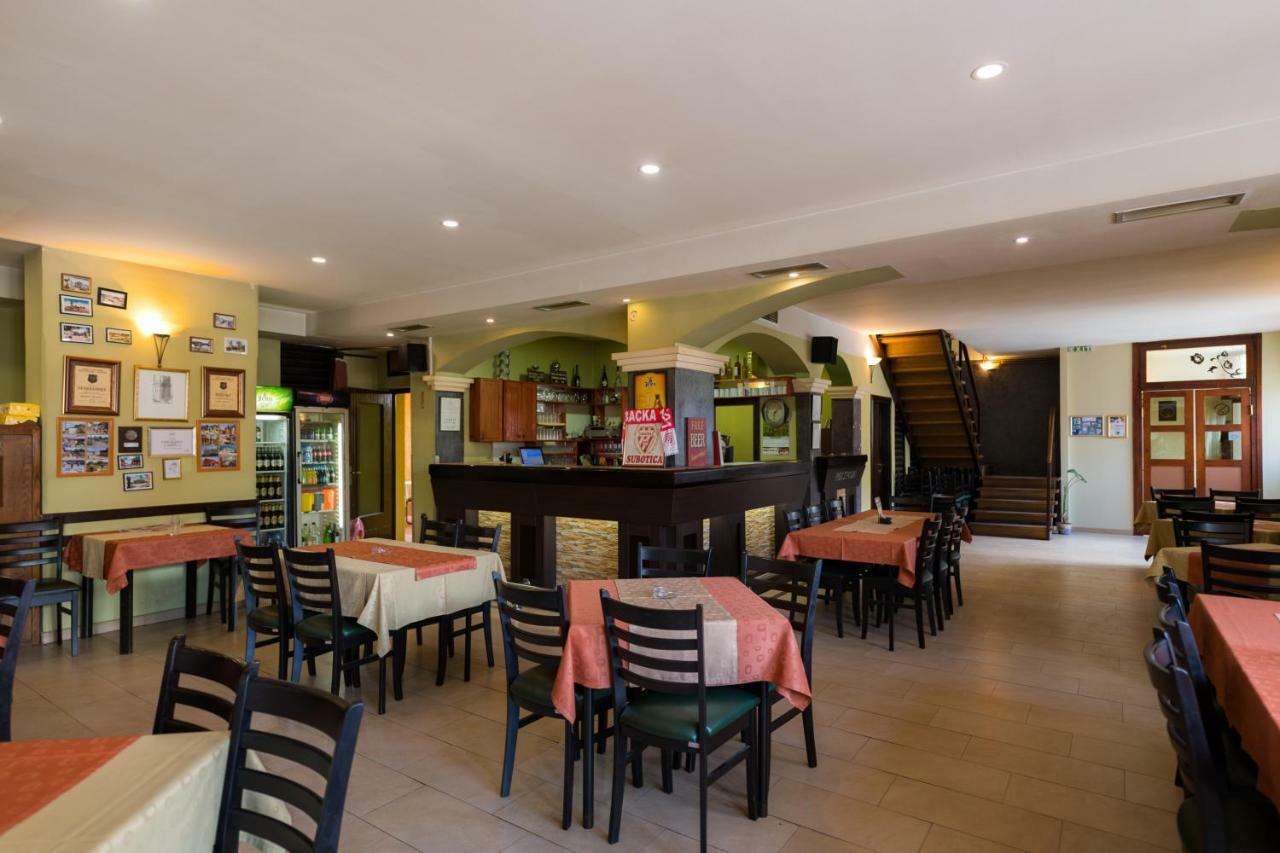 Rooms Gat Subotica Zewnętrze zdjęcie